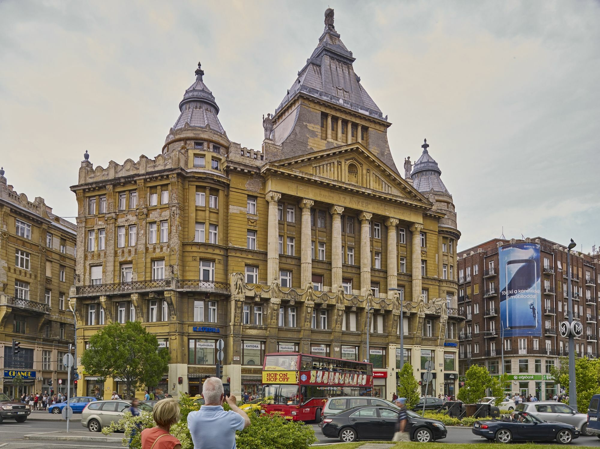 7Seasons Central Suites Budapeste Exterior foto